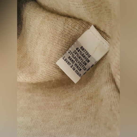 Anthropologie Saturday Sunday Creme Grey Colorblock Drape Shawl - Picture 2 of 5